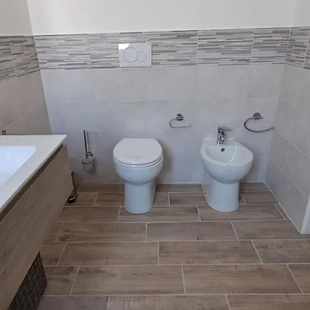 Il Porto בית הארחה